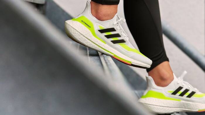 dòng giày adidas ultraboost sử dụng công nghệ primeknit